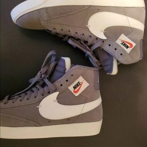 Nike Blazer Mid Rebel Cool Grey BQ4022-004